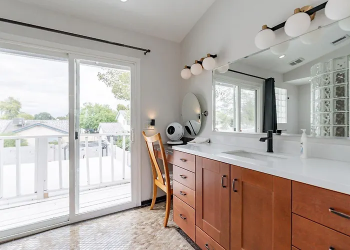 Family Fun 4-bedroom House House With Free Heated Pool & Hot Tub & Game & Mini Golf In Holiday home Chandler