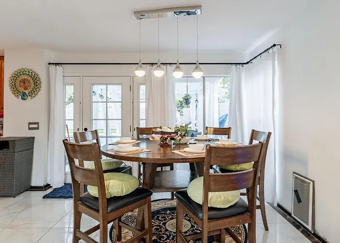 Family Fun 4-bedroom House House With Free Heated Pool & Hot Tub & Game & Mini Golf In Holiday home Chandler