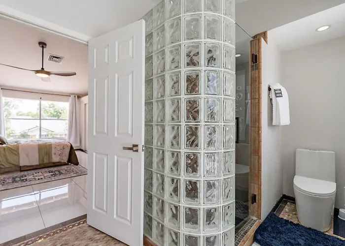 Holiday home Family Fun 4-bedroom House House With Free Heated Pool & Hot Tub & Game & Mini Golf In
