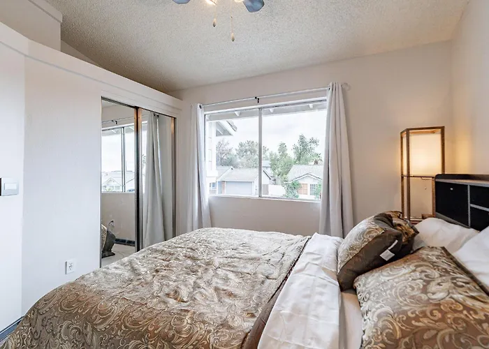 Family Fun 4-bedroom House House With Free Heated Pool & Hot Tub & Game & Mini Golf In *