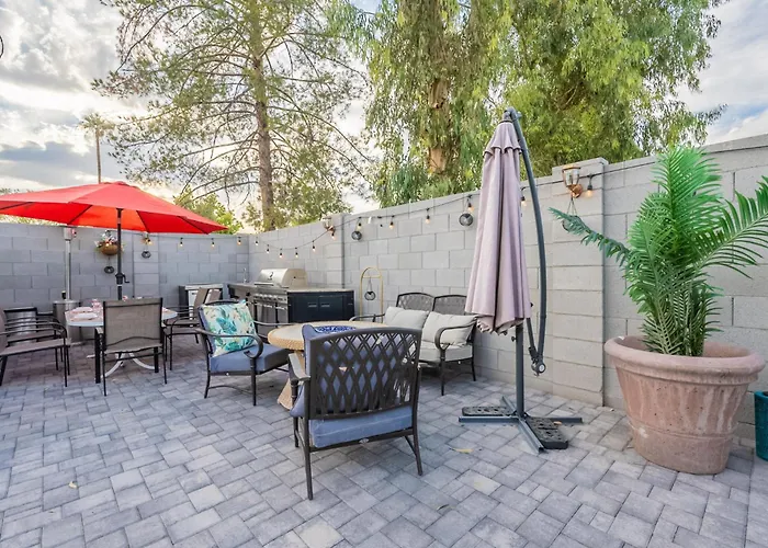 Holiday home Family Fun 4-bedroom House House With Free Heated Pool & Hot Tub & Game & Mini Golf In