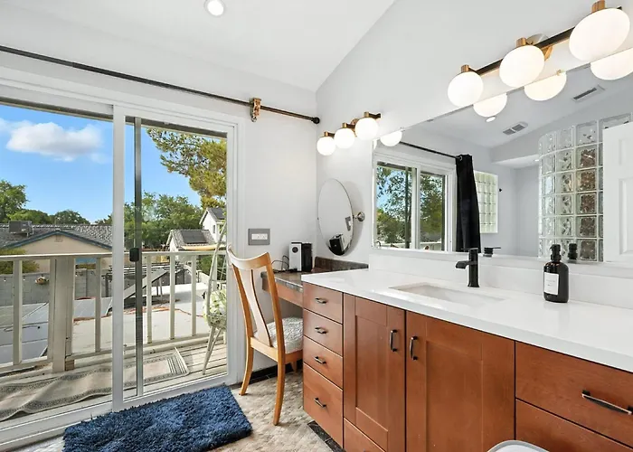 Family Fun 4-bedroom House House With Free Heated Pool & Hot Tub & Game & Mini Golf In * Chandler