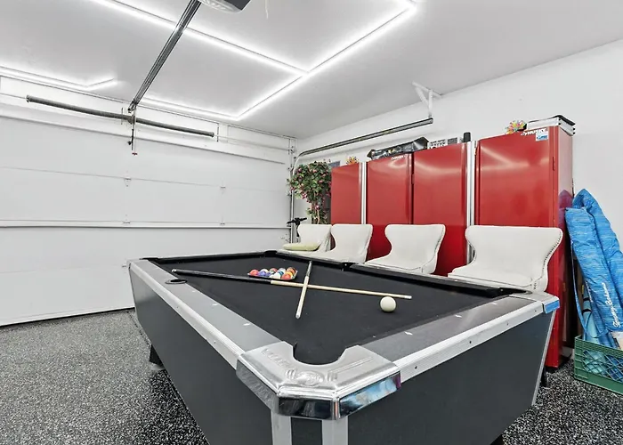 Family Fun 4-bedroom House House With Free Heated Pool & Hot Tub & Game & Mini Golf In Holiday home *